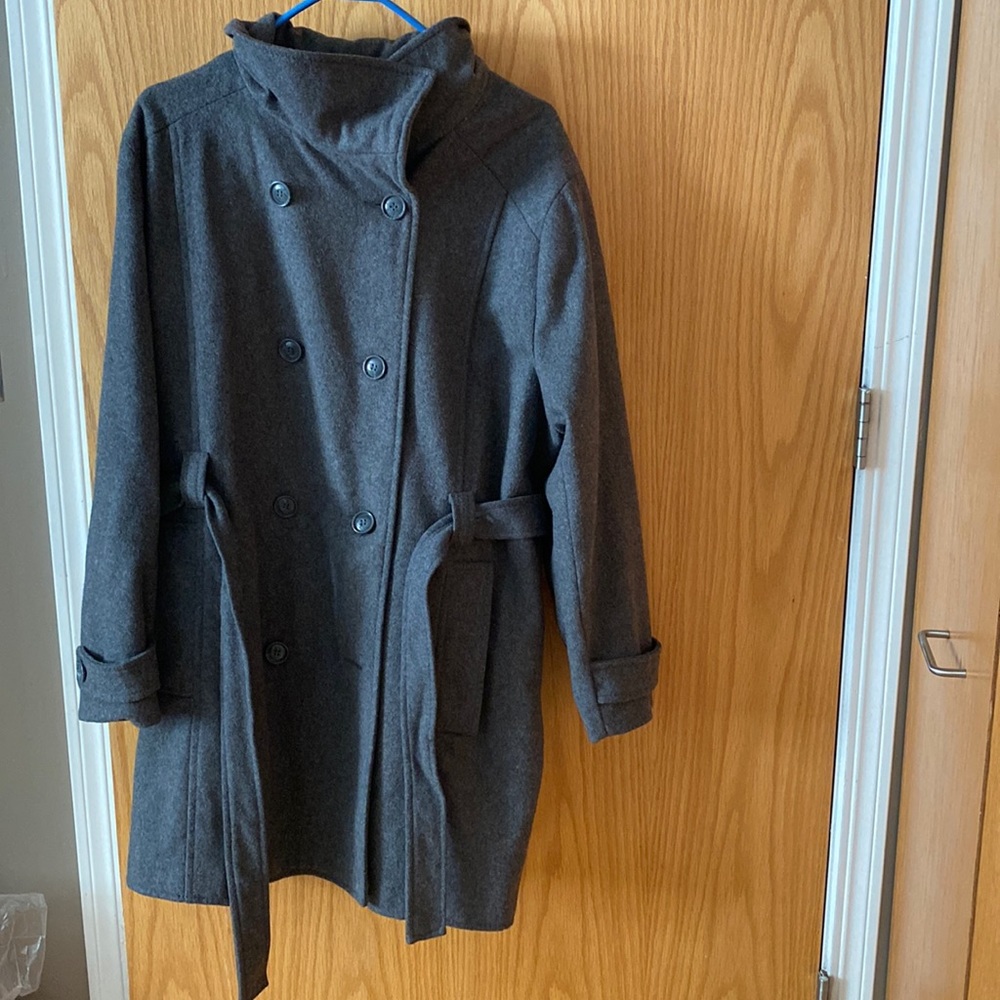 H&M plus grey winter trench coat never worn size 22